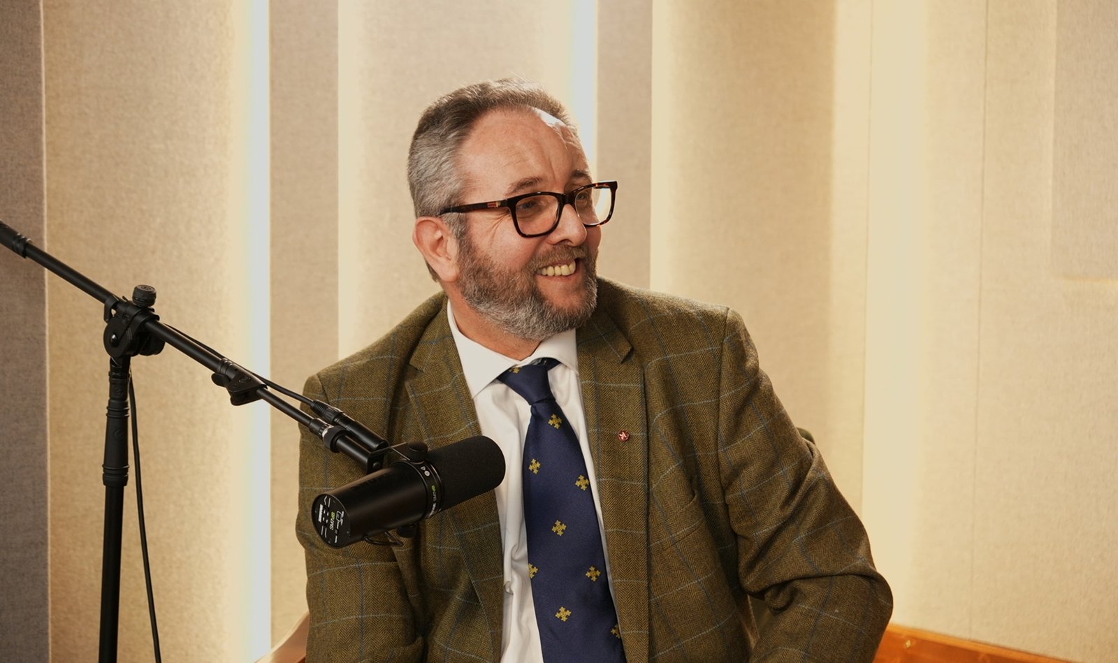 Al Kingsley in conversation in a podcast studio